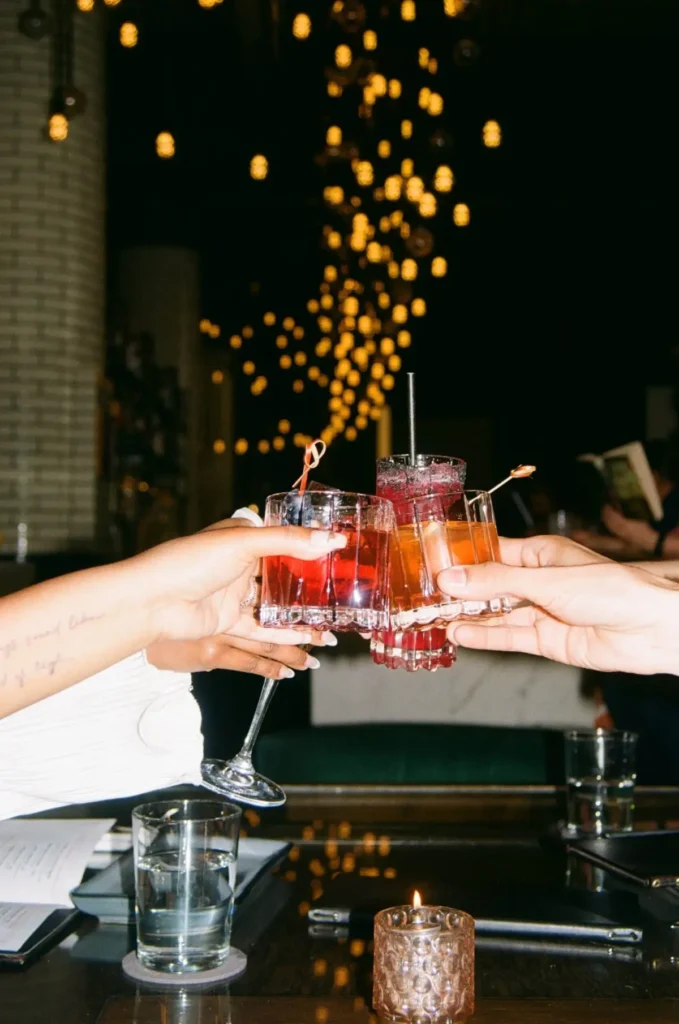 New York Event Management Photo by Alexandra Folster: https://www.pexels.com/photo/raising-a-toast-at-the-bar-16873275/