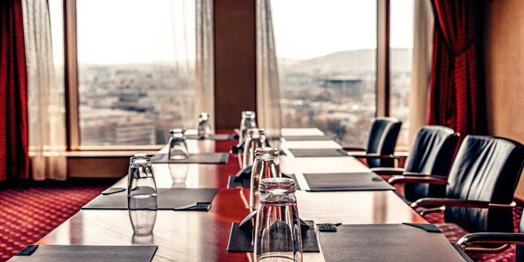 Leadership conference room professionally organized by expert planners.
