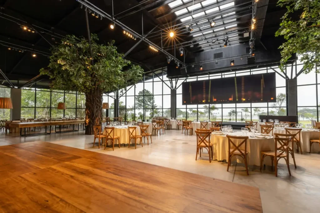 Photo by Matheus Bertelli: https://www.pexels.com/photo/glass-banquet-hall-with-a-nice-view-17056995/