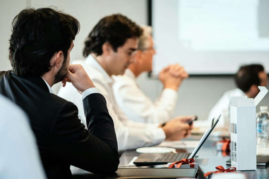 Photo by Karl Solano: https://www.pexels.com/photo/people-in-the-office-11045731/